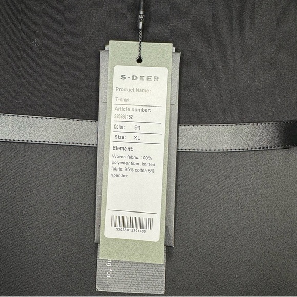 NWT asymmetrical crew neck, top size extra large - Picture 7 of 8